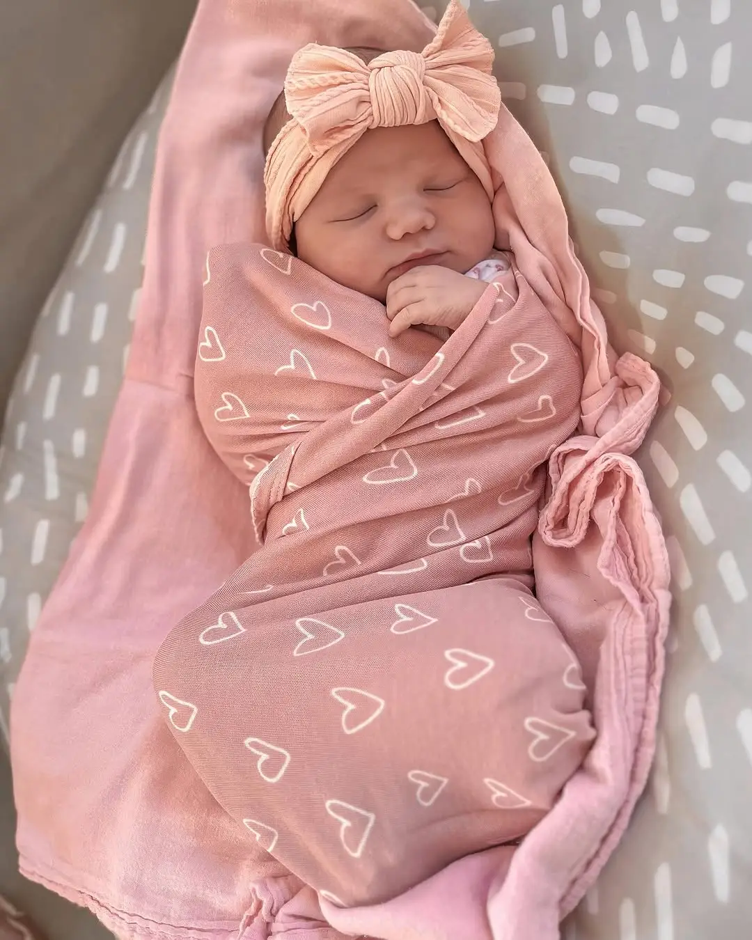 Instagram post preview 3 from tellinalee