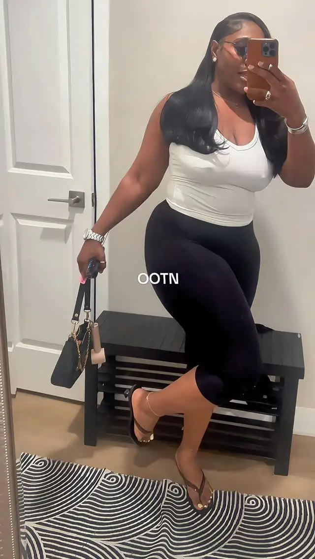Instagram post preview 3 from thatgirlronya