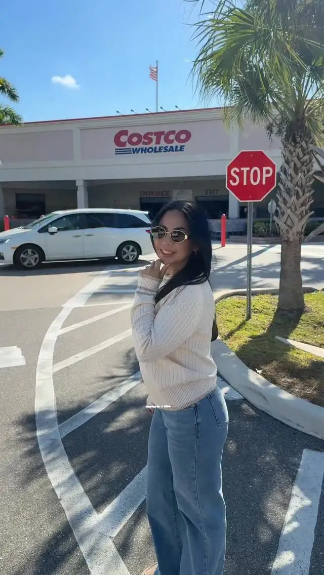 Instagram post preview 3 from sociallykarenn