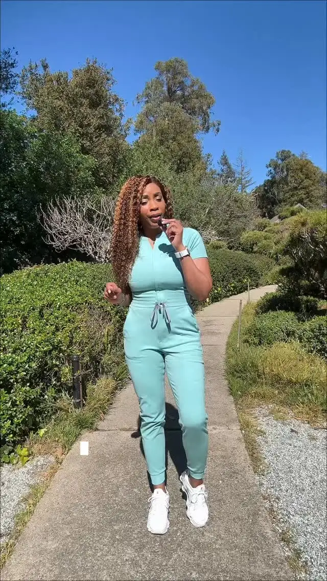 Instagram post preview 3 from trychanel500