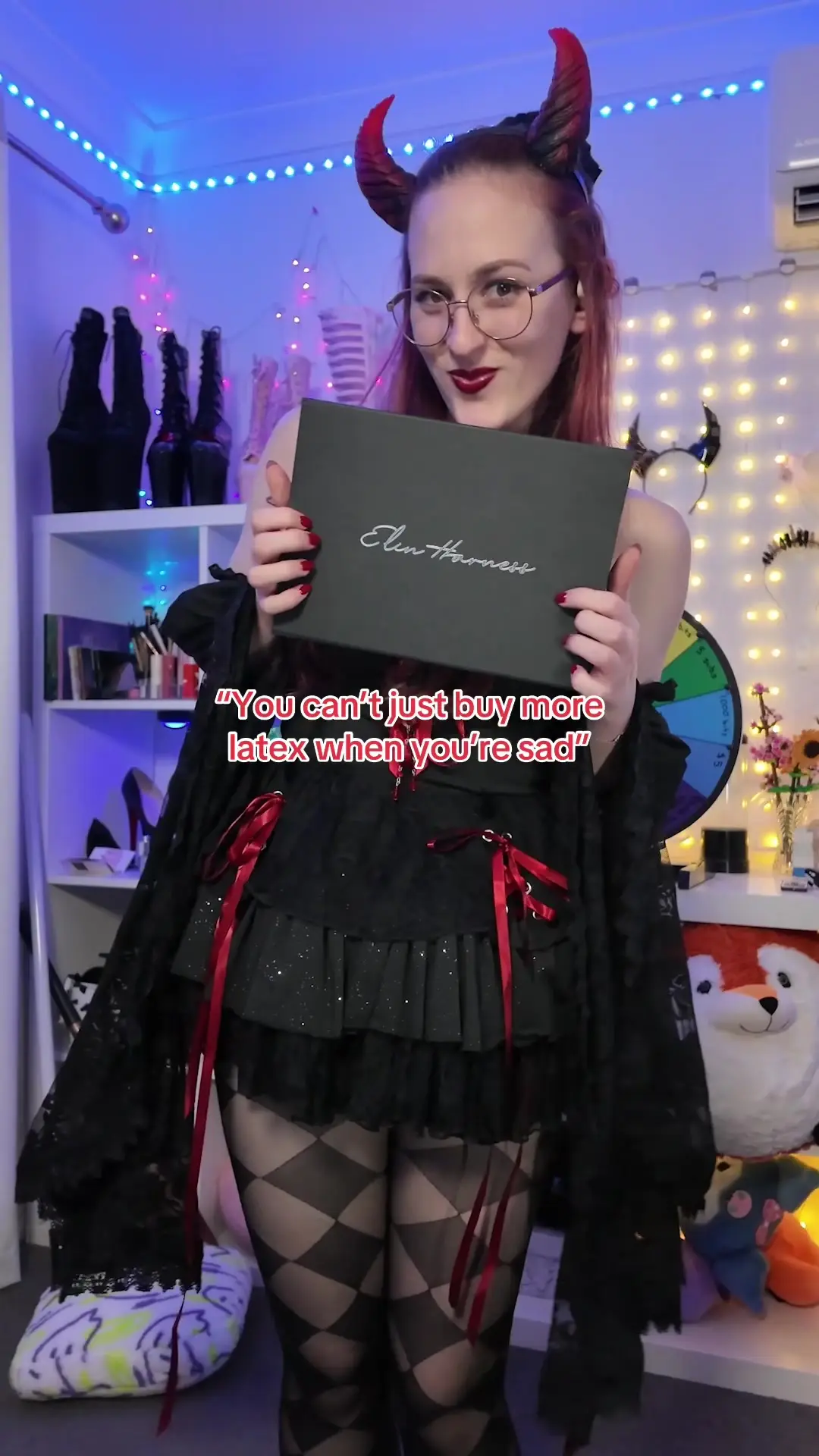 Tiktok post preview 2 from @simpressboo
