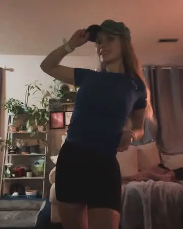 Instagram post preview 3 from mik_eezy