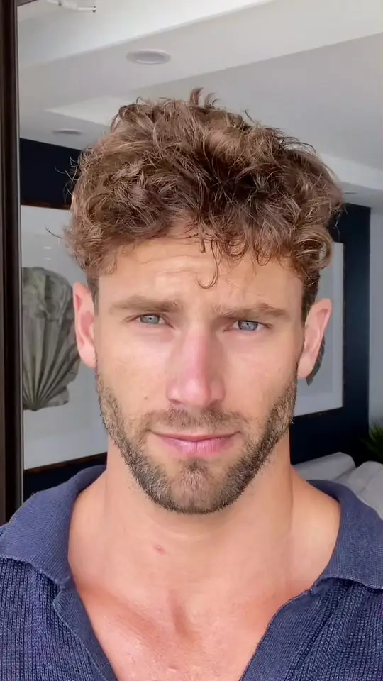 Tiktok post preview 3 from @aaronwingreen