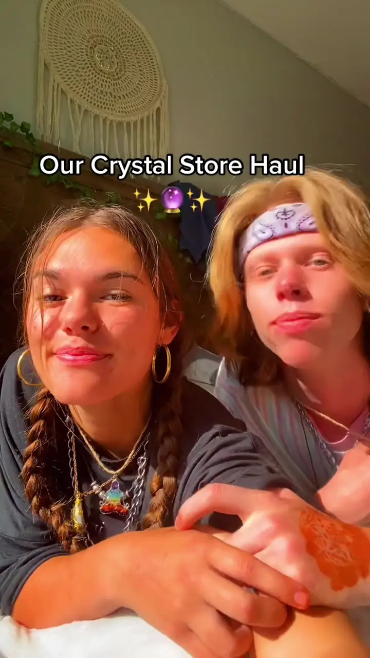 Tiktok post preview 3 from @isabella.jacqueline