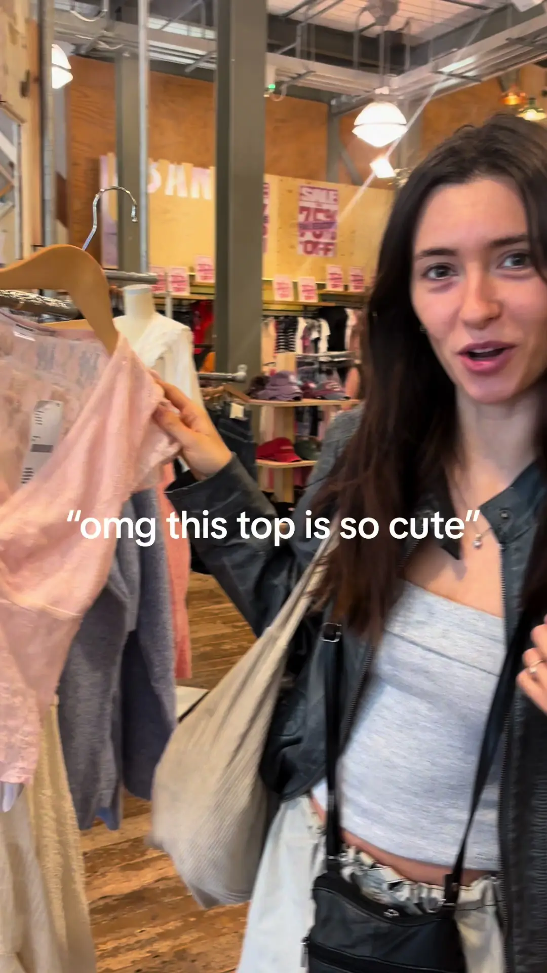 Tiktok post preview 2 from @cearasilvano