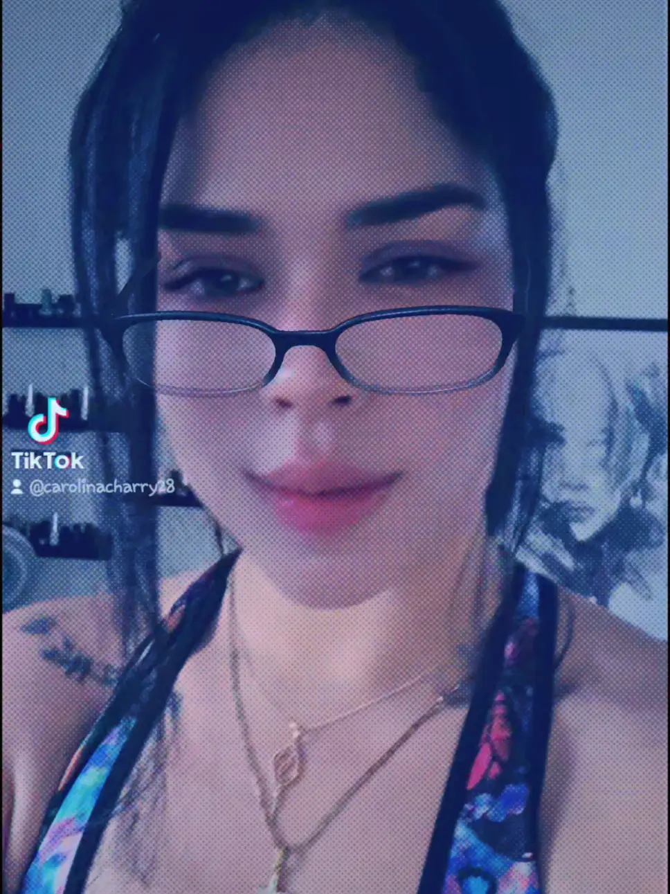 Tiktok post preview 2 from @carolinacharry28