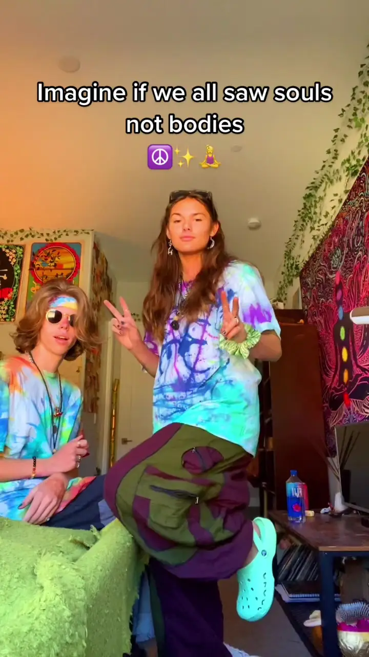 Tiktok post preview 2 from @isabella.jacqueline