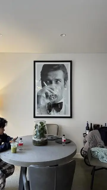 Instagram post preview 1 from reneeslvdr
