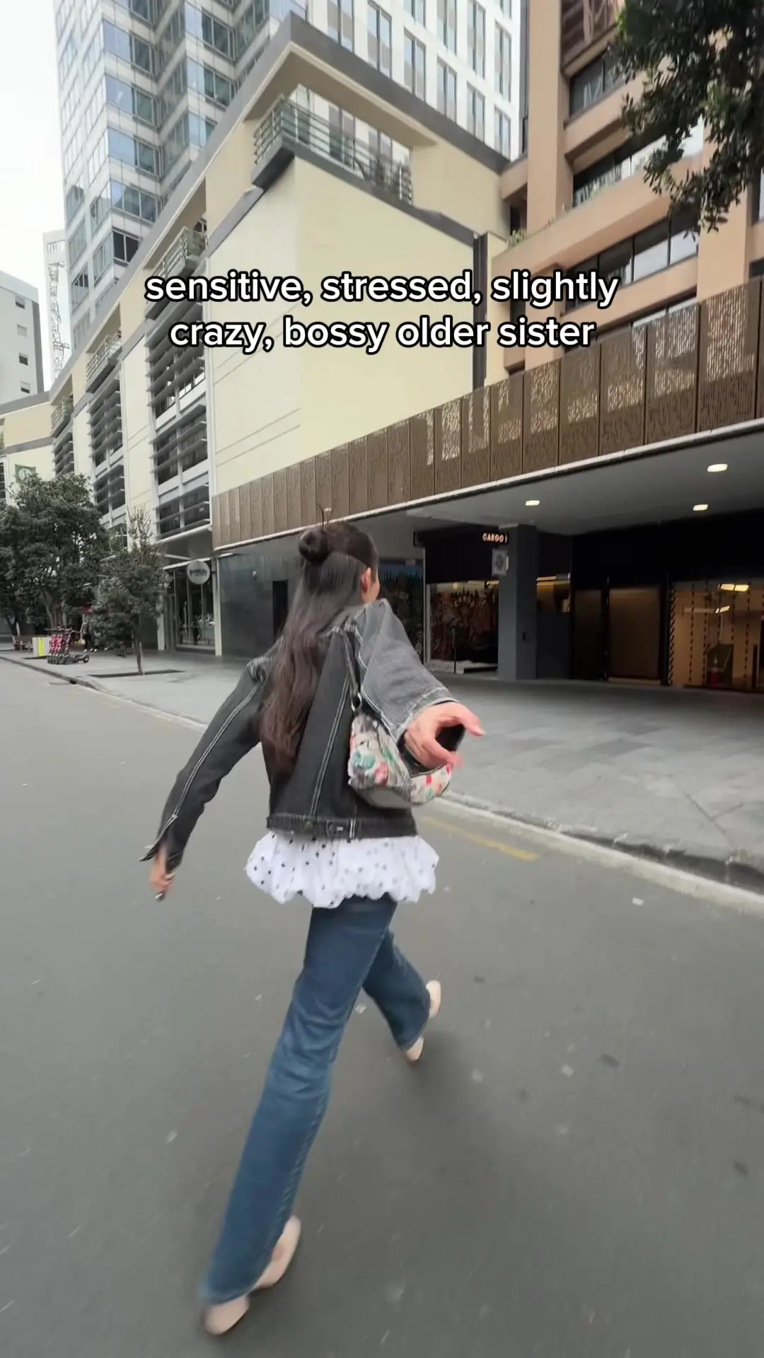 Tiktok post preview 1 from @urmum8myhomwerk