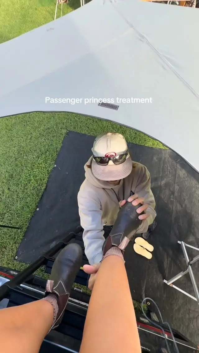 Instagram post preview 2 from cassieee.s
