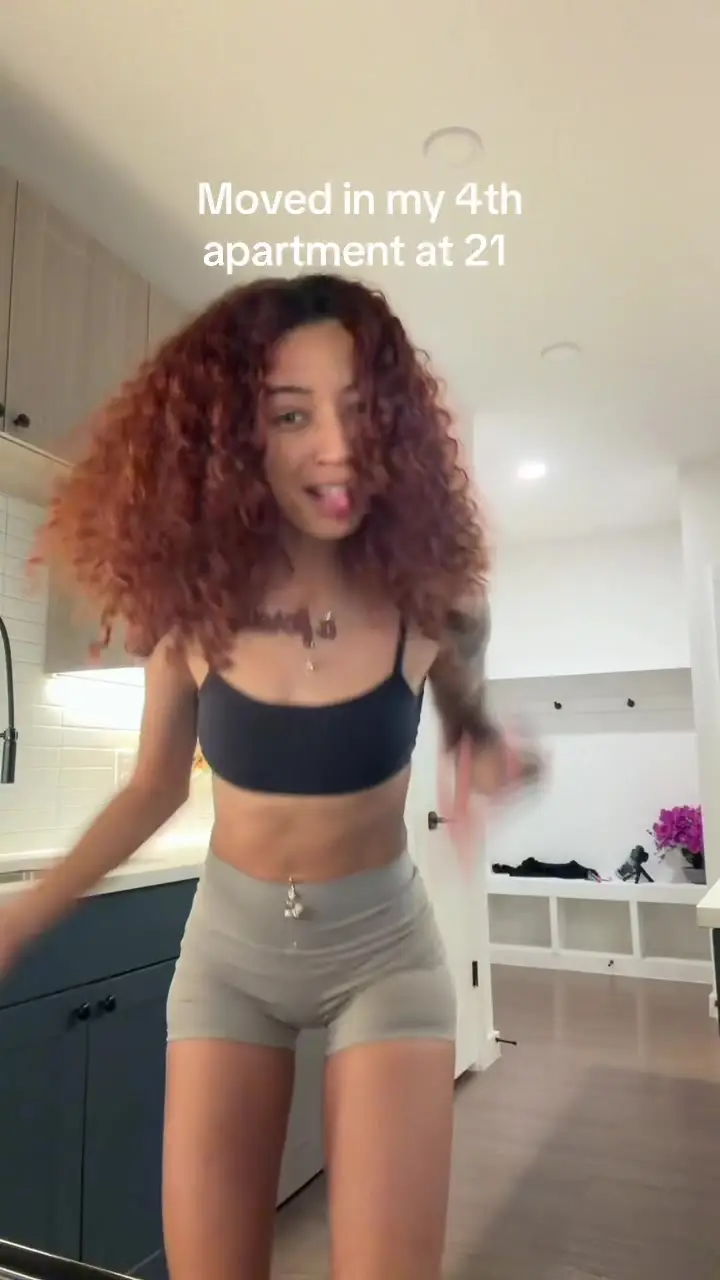 Tiktok post preview 2 from @aaliviaalize