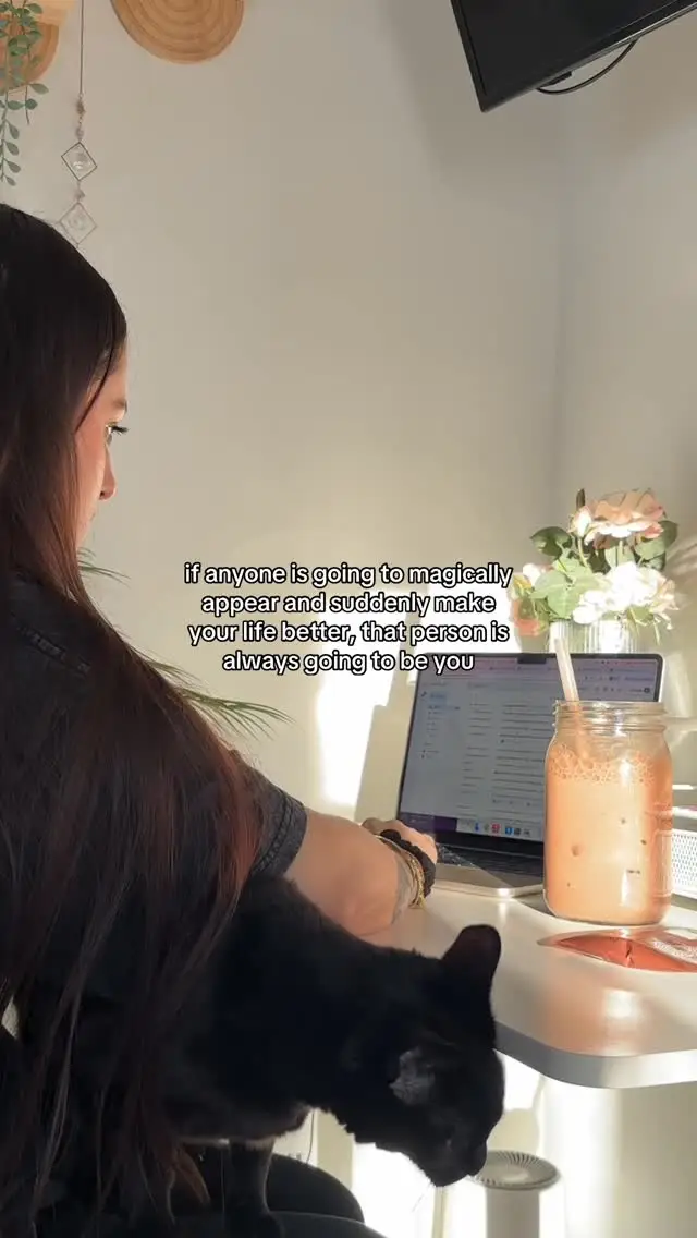 Instagram post preview 3 from amandanicoleugc