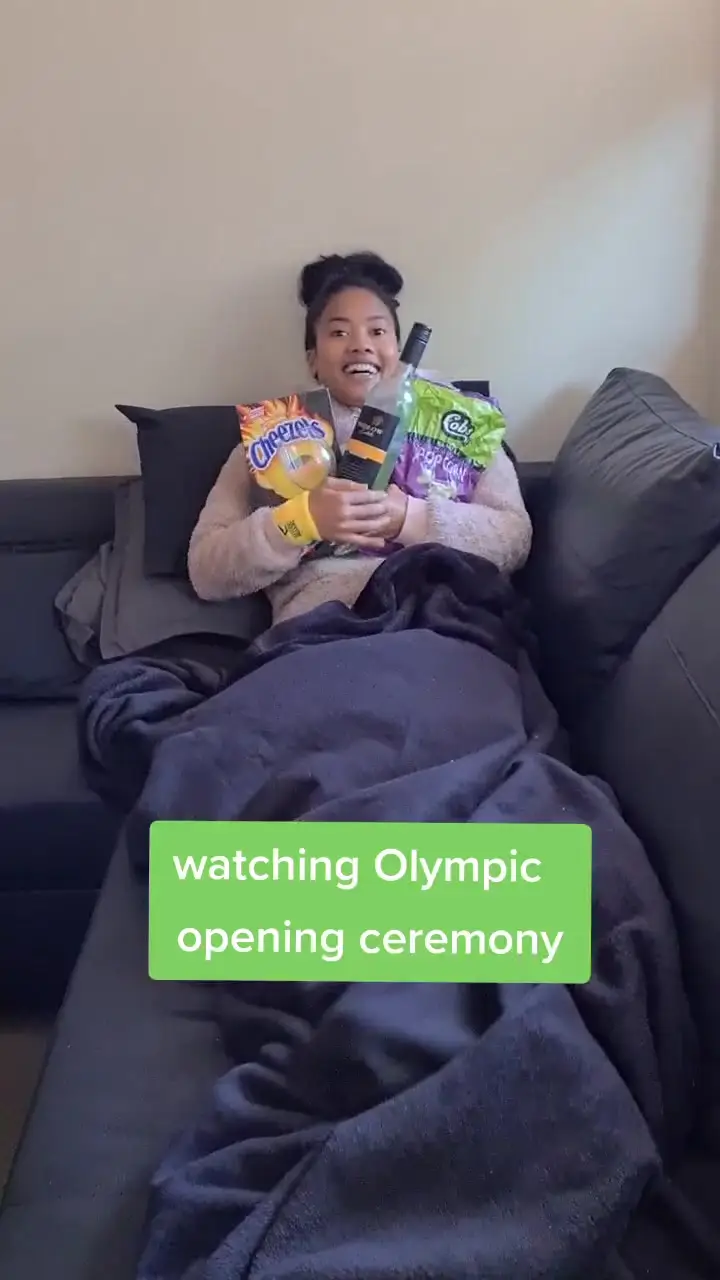 Tiktok post preview 3 from @noodlesimone