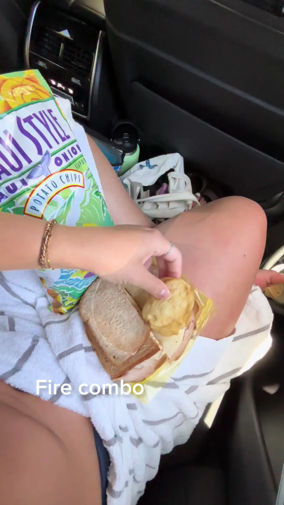 Tiktok post preview 3 from @emfit.2