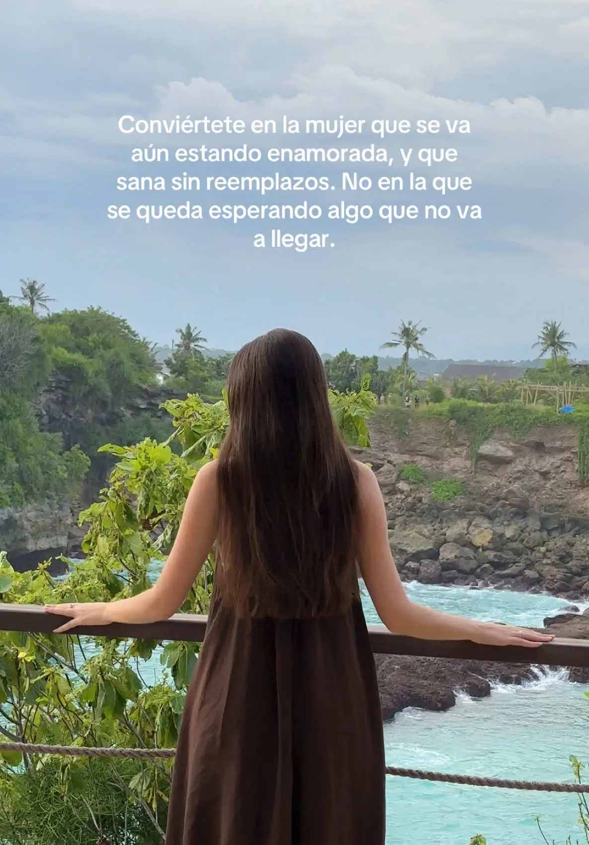 Tiktok post preview 3 from @elenarichartt