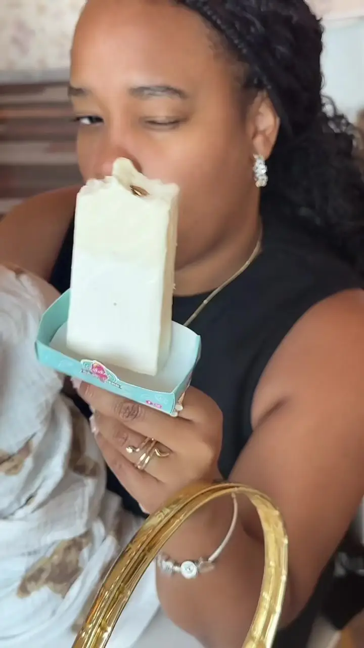 Tiktok post preview 1 from @livinglifeasesther