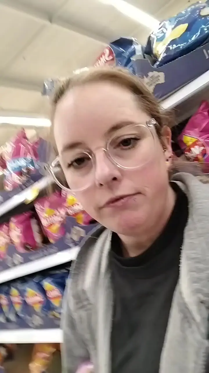 Tiktok post preview 2 from @becseverydaycurious