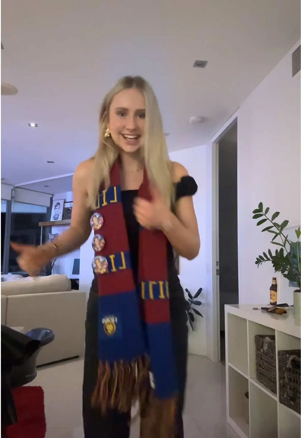 Tiktok post preview 2 from @indifletcherrr