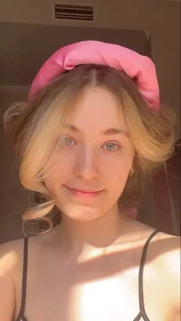 Instagram post preview 3 from pourryt_