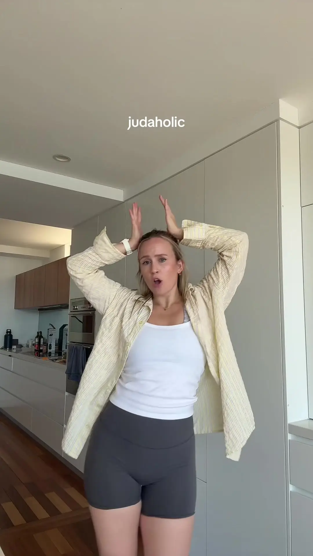 Tiktok post preview 2 from @elysiakate_