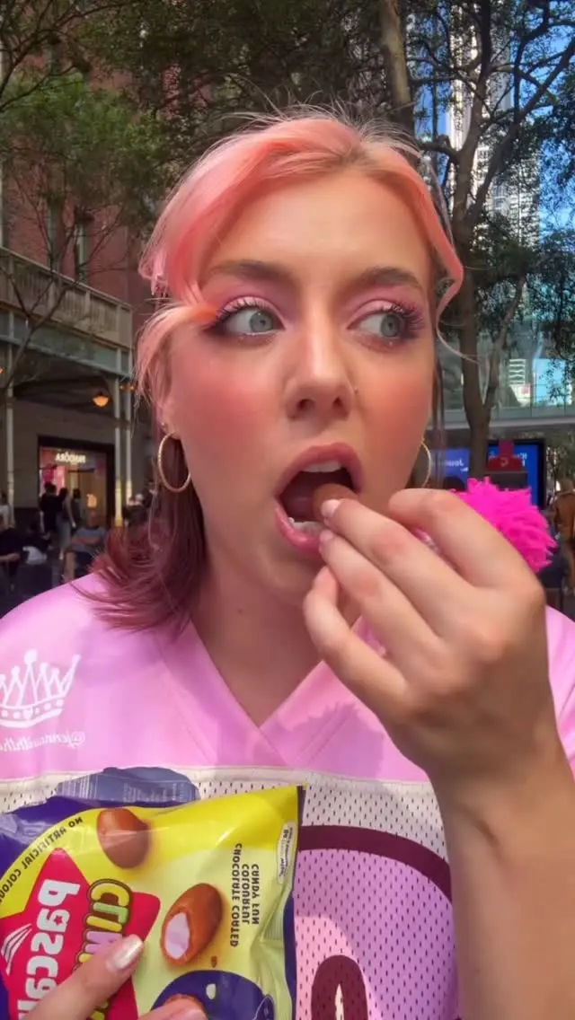 Instagram post preview 2 from jennawiththepink