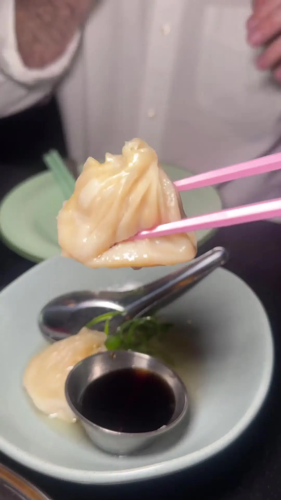 Tiktok post preview 3 from @tuyenttnguyen