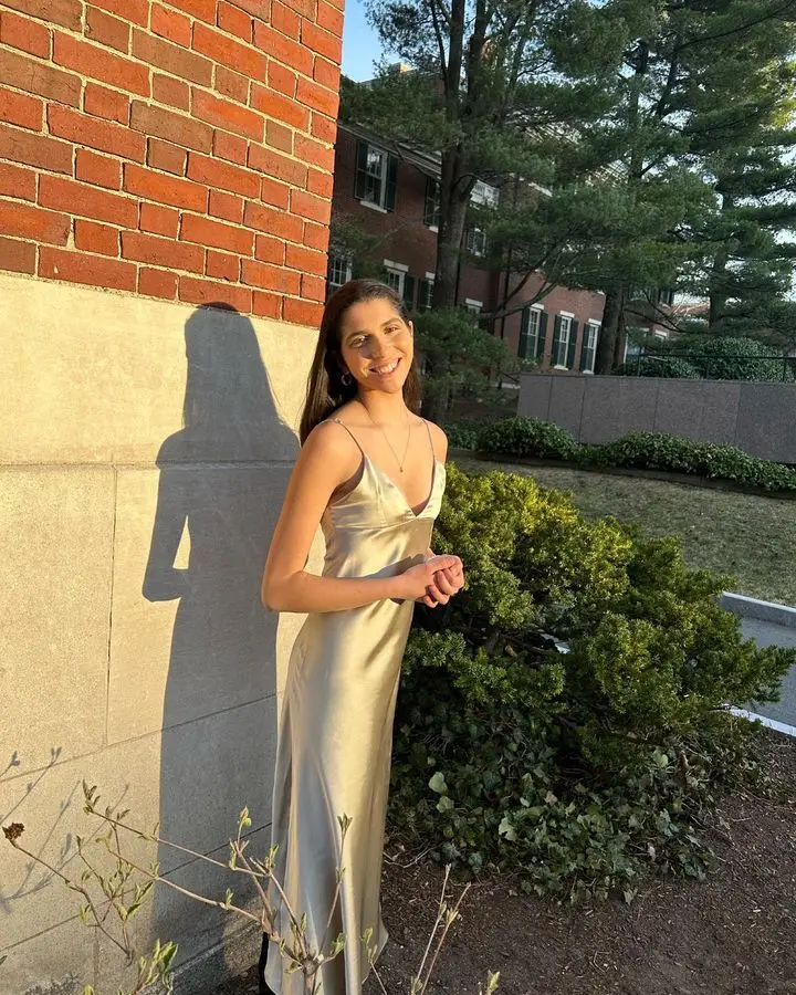 Instagram post preview 3 from hillainbarrr