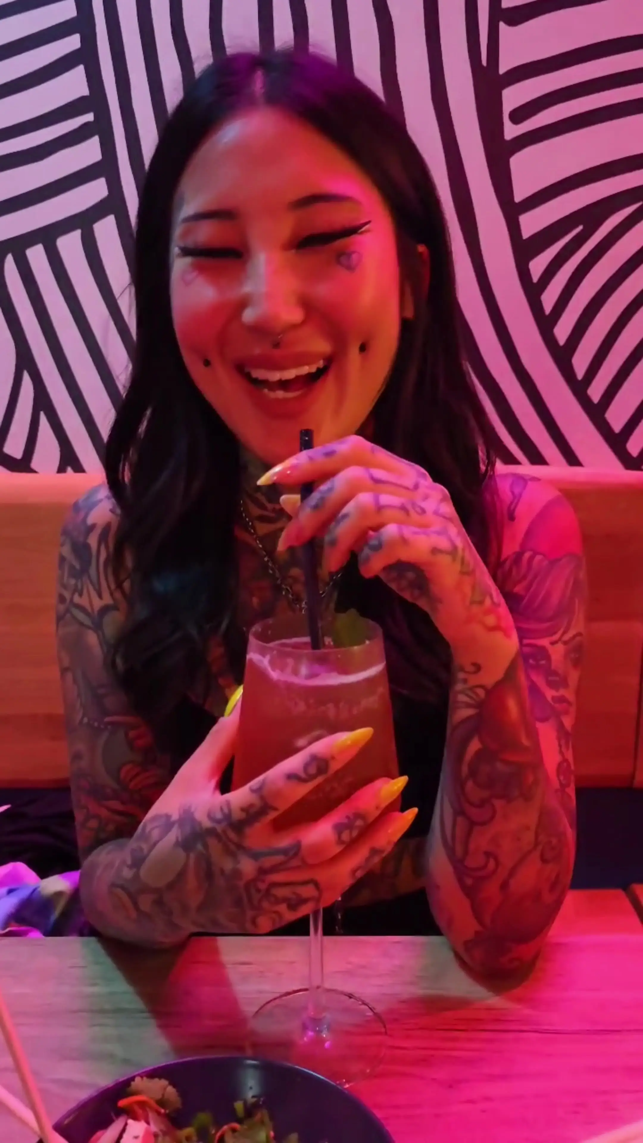 Tiktok post preview 2 from @lunarmimsy