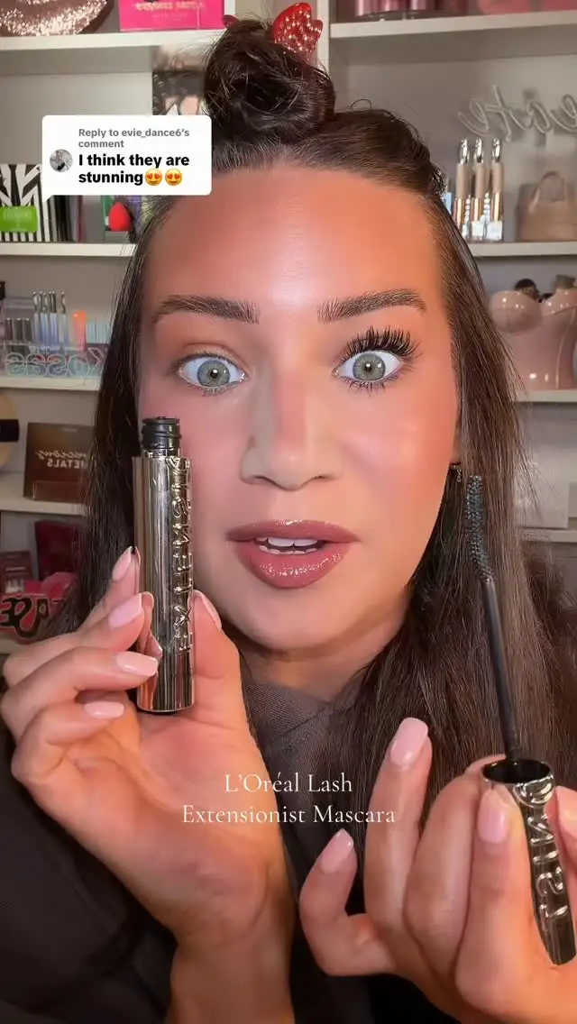 Instagram post preview 3 from danielleelliott__