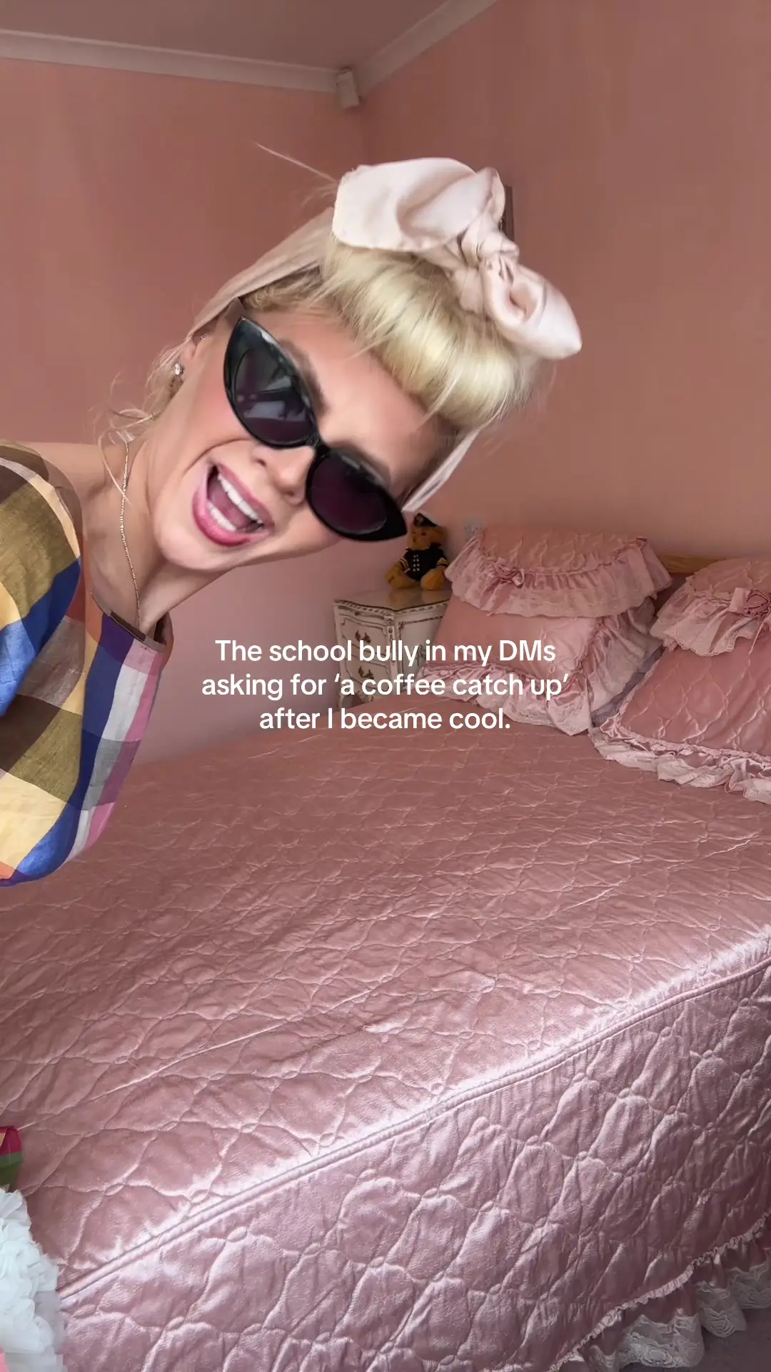 Tiktok post preview 2 from @claudialoumm