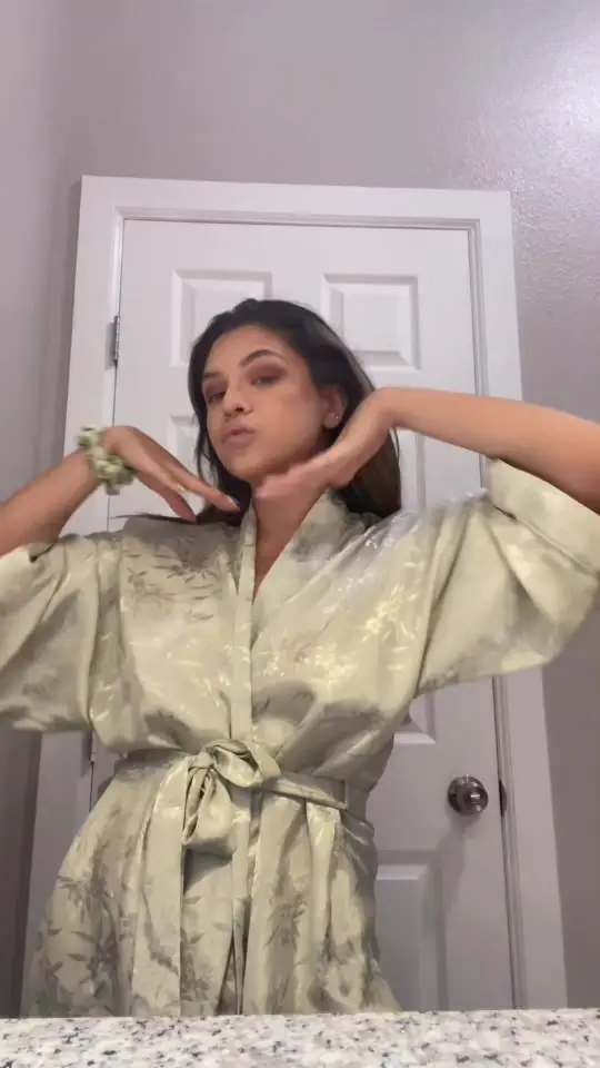 Tiktok post preview 3 from @melissabenavideso