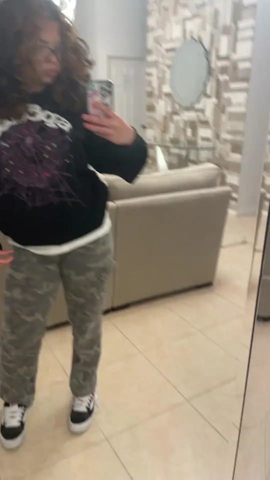 Tiktok post preview 2 from @estheryalis