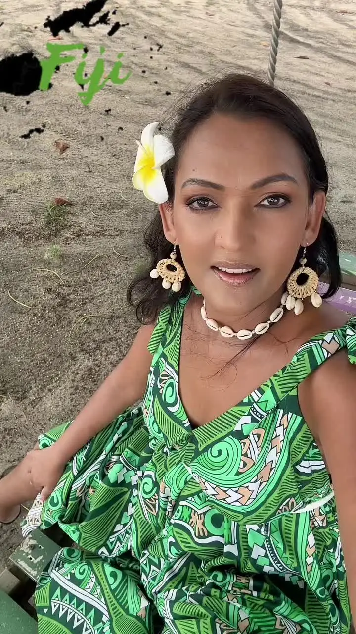 Tiktok post preview 3 from @makeupandhairbyjain