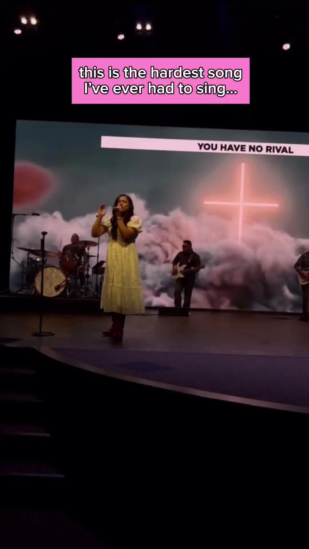 Tiktok post preview 2 from @estefaniasmusic