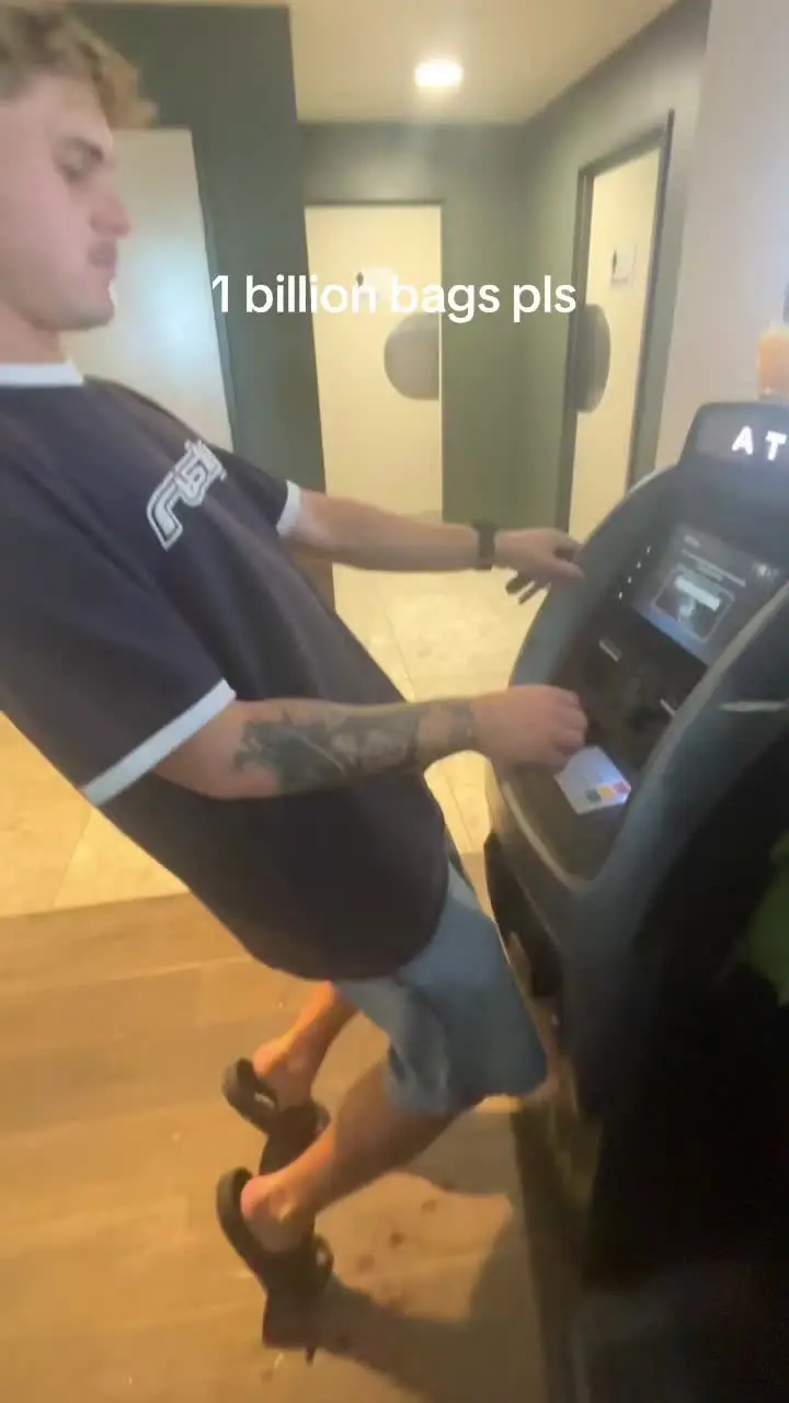 Tiktok post preview 2 from @jaidodemaide1
