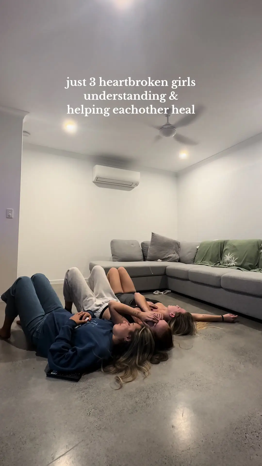 Tiktok post preview 3 from @hollyhockey_