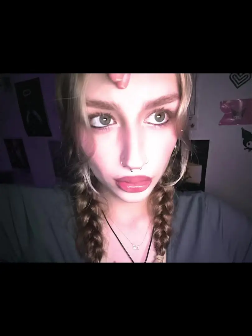 Tiktok post preview 1 from @jasbranella