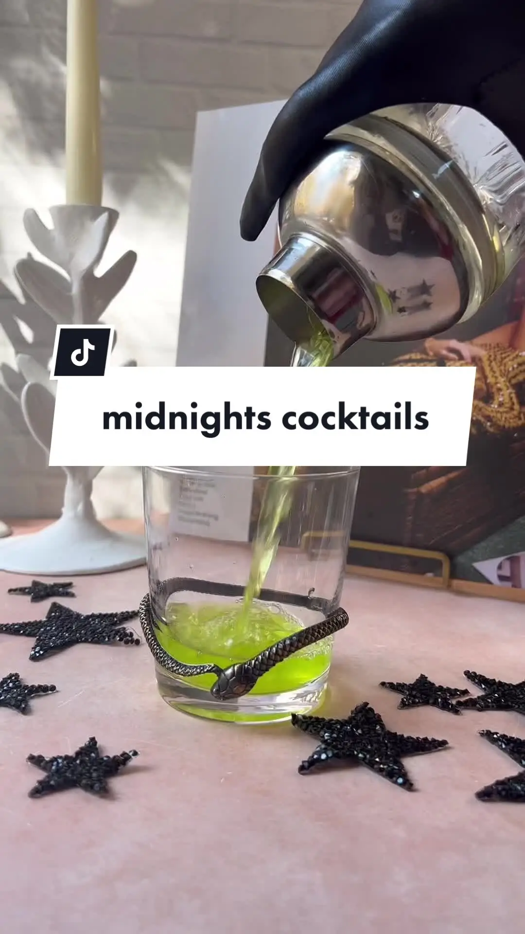 Tiktok post preview 2 from @ashpoursdrinks