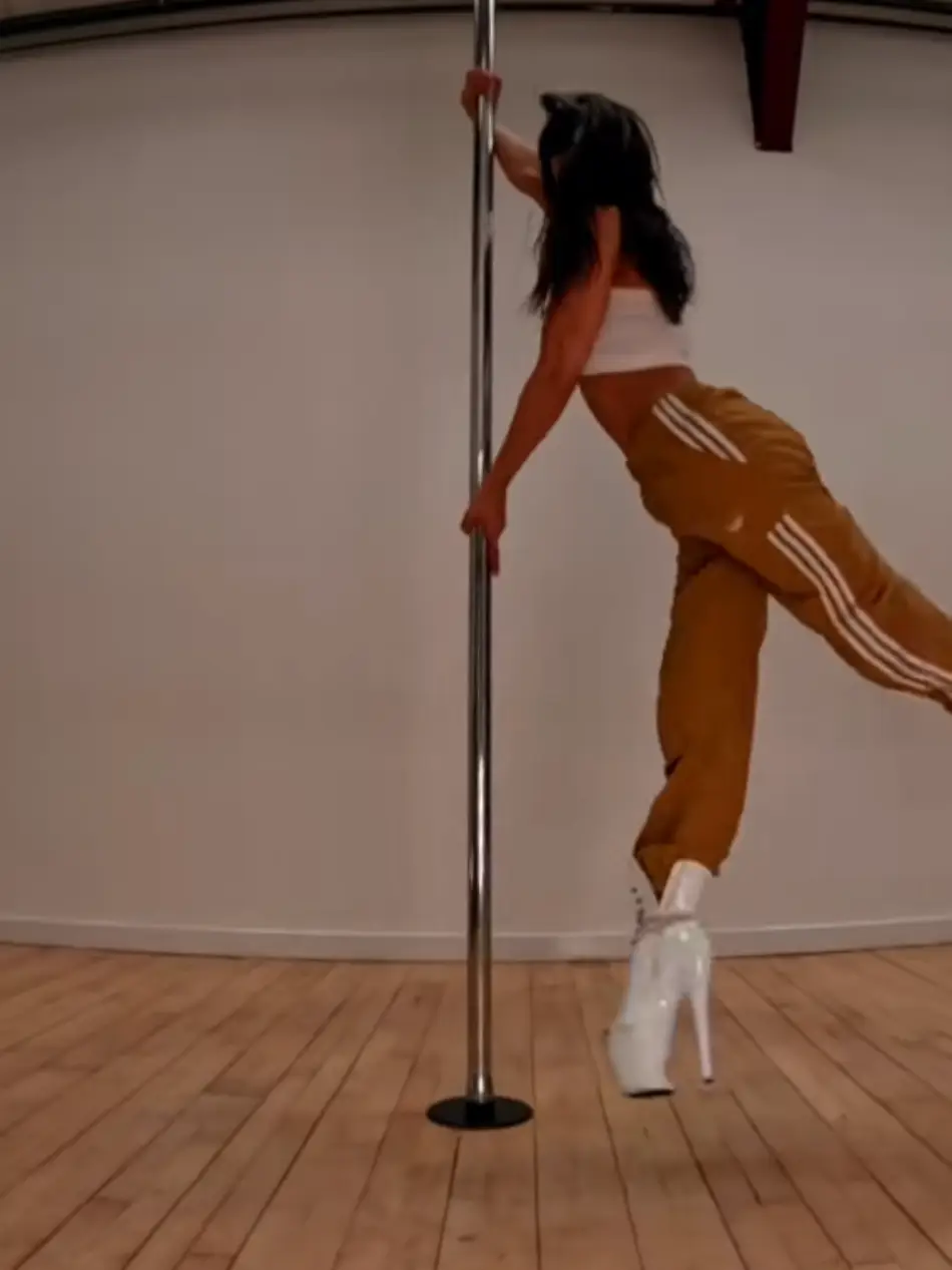 Tiktok post preview 2 from @justapaigey