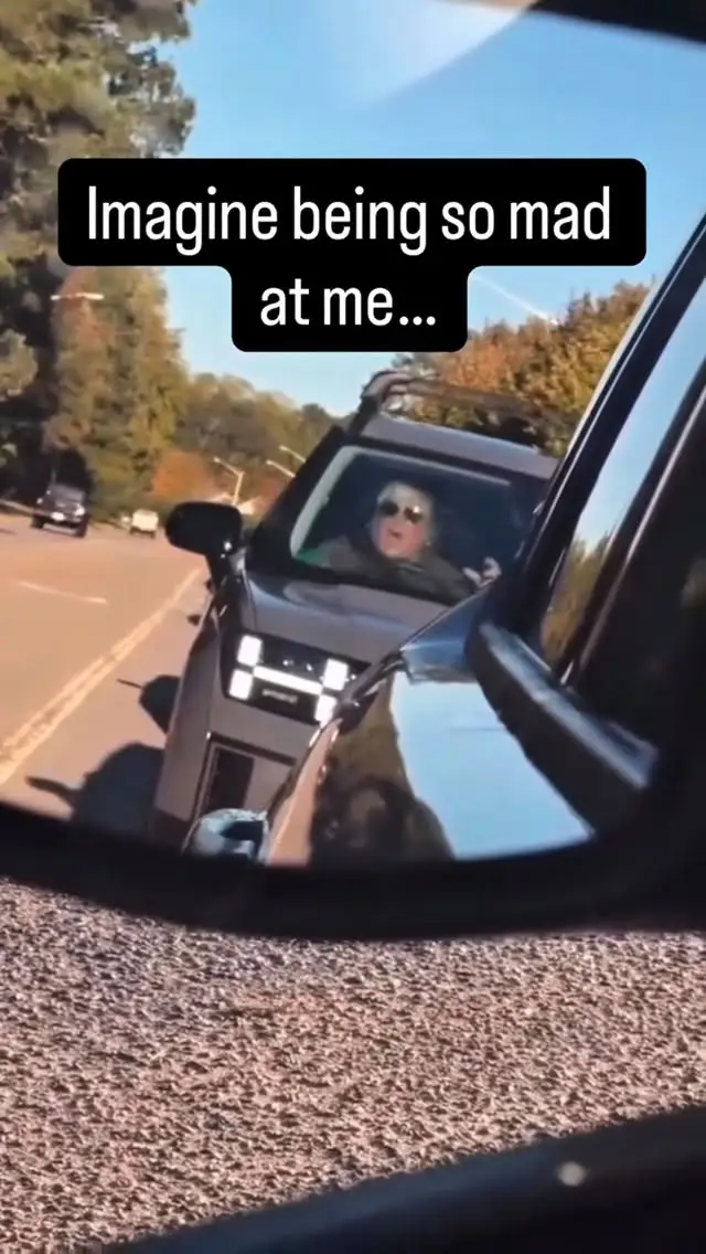 Instagram post preview 2 from eddriveracomedy