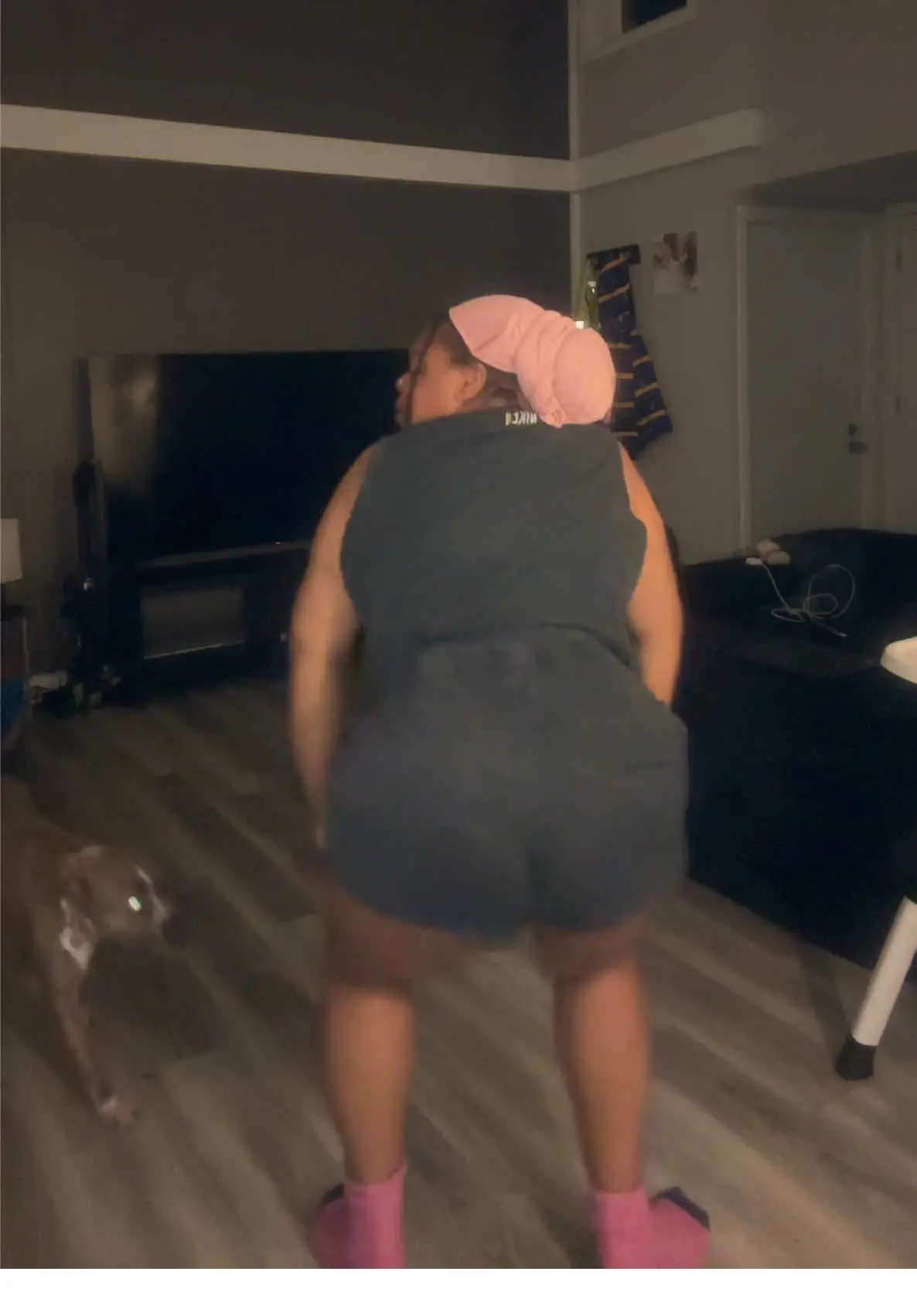 Tiktok post preview 1 from @itsqueeendeee