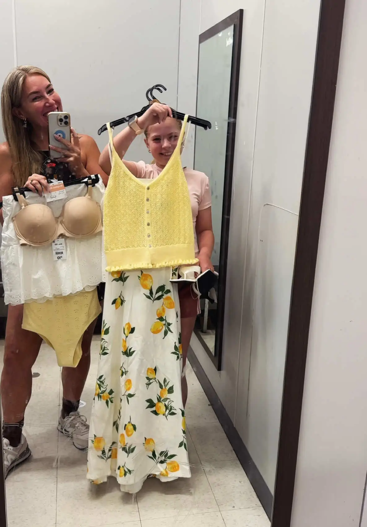 Tiktok post preview 2 from @mumma_to_glamma