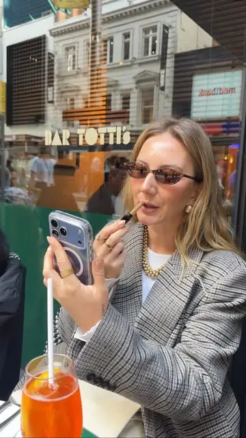 Instagram post preview 3 from alyona.social