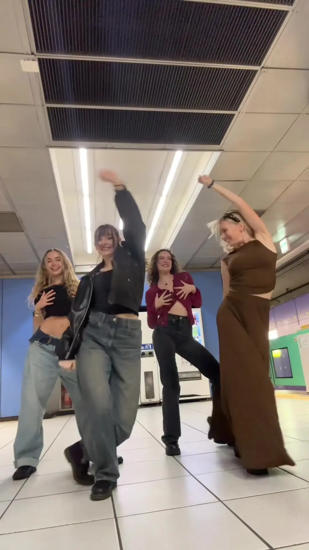 Tiktok post preview 2 from @eliza...fen