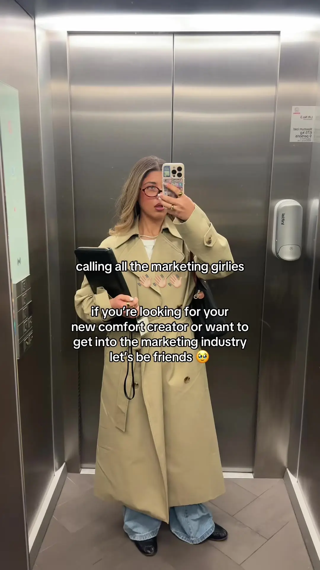 Tiktok post preview 3 from @parisroxx