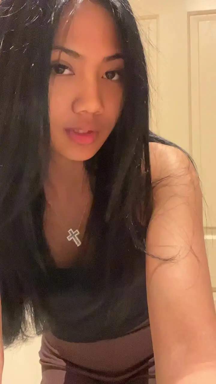 Tiktok post preview 2 from @cessy.d.sassy
