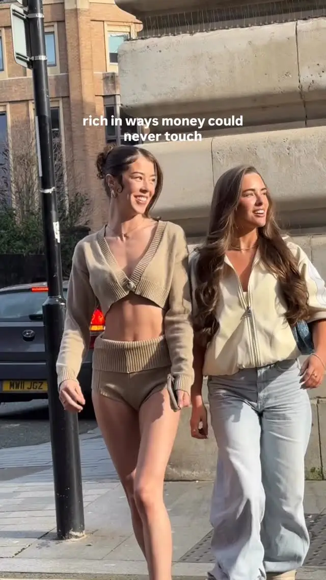 Instagram post preview 3 from ellajainee