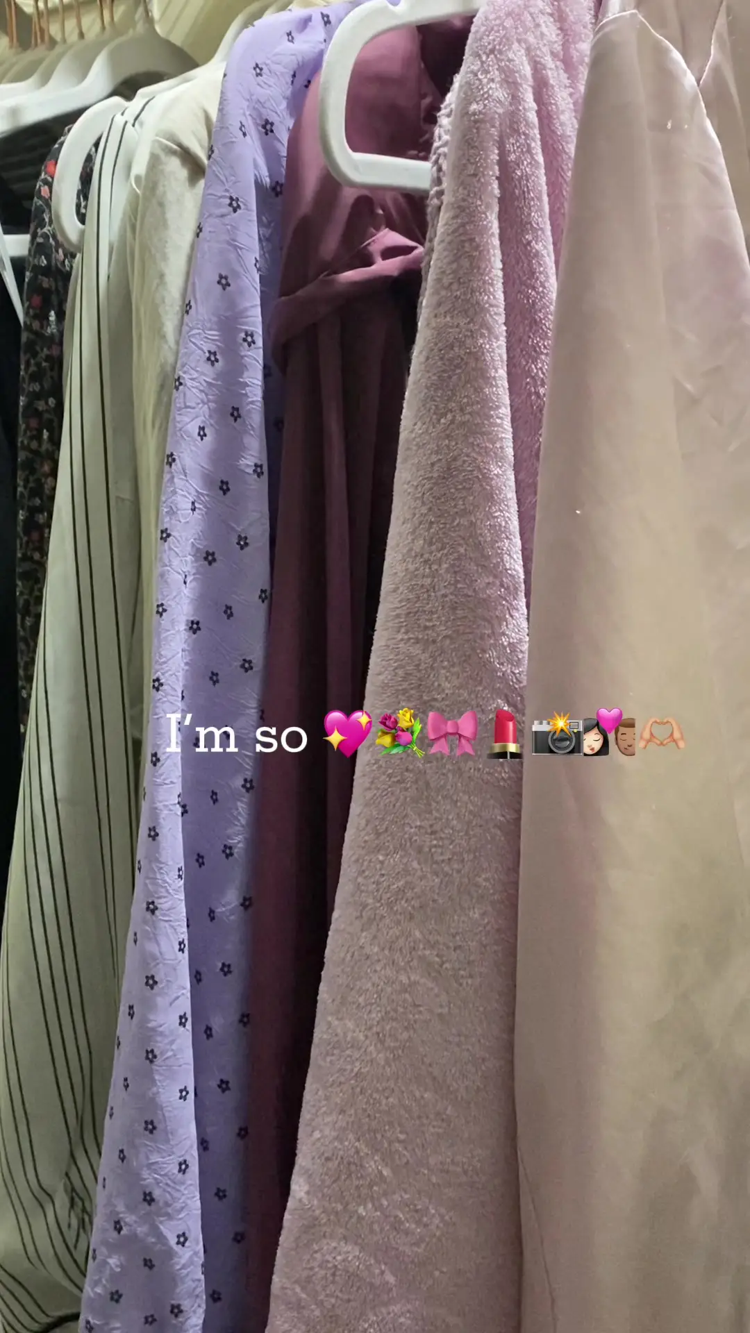 Tiktok post preview 1 from @theeseliana