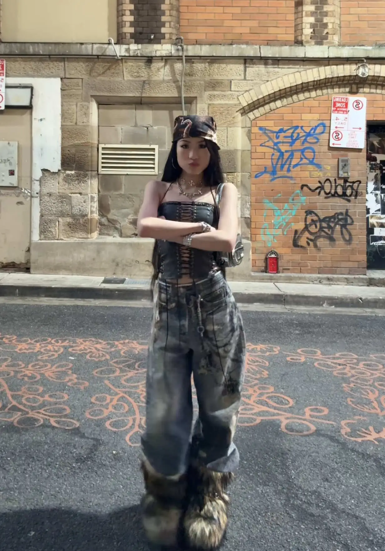 Tiktok post preview 3 from @izzyyyx89