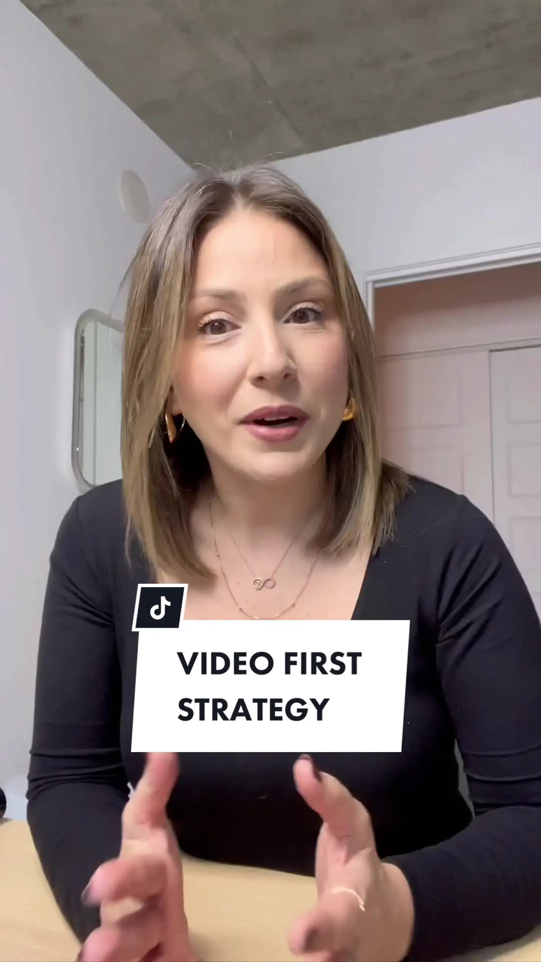 Tiktok post preview 2 from @sandydedeian